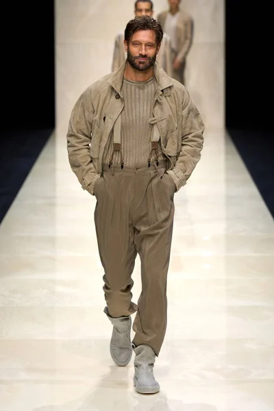 Look 20